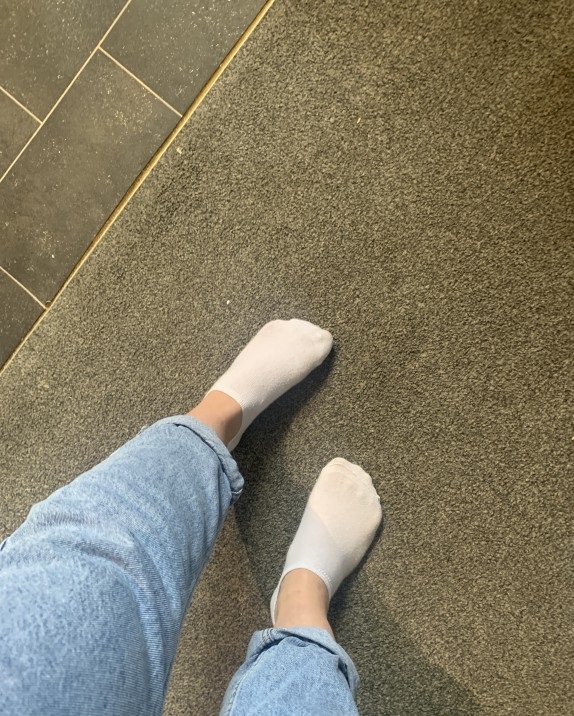 Getragene Unterwäsche und Socken verkaufen